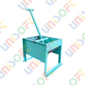 Hand Operated Groundnut Decorticator